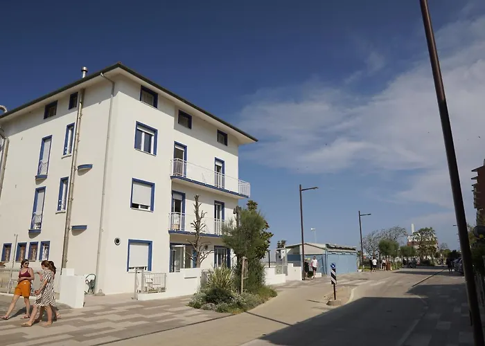 Aurora Nord Hotel *