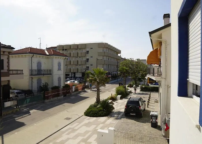 Aurora Nord Hotel *
